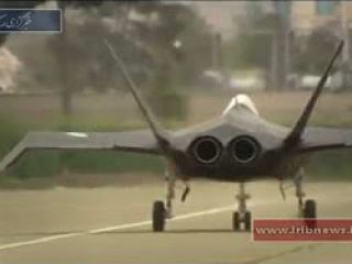 تست پروازی روی باند جنگنده قاهر ٣١٣ و توضیحات کارشناس مربوطه
