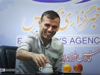 سید‌جلال حسینی:قهرمان شدن از برد در دربی خیلی مهم‌تر است