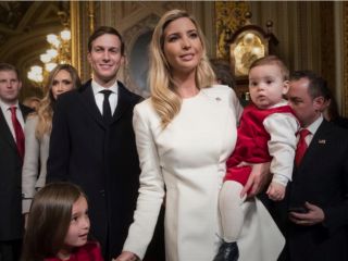 رقص ایوانکا ترامپ با پسرش+ ویدیو