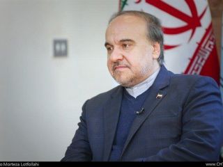 وزیر ورزش اقدام دو فوتبالیست ایرانی را محکوم کرد