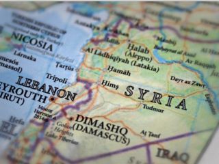 لبنان اسرائیل را به نقض حریم هوایی‌اش برای حمله به سوریه متهم کرد