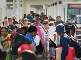 میلیون‌ها نفر در فلوریدا خانه‌‌های خود را تخلیه می‌کنند.