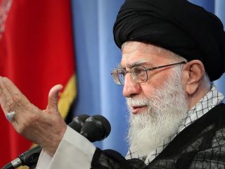 آیت الله خامنه ای؛ ایدئولوگ و مجری بهشت اجباری