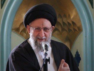 امام جمعه گرگان: بیخود کرده‌اند «ژن برتر» دارند