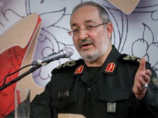 سردار جزایری: ترامپ حرفی جز دشنام نمی فهمد