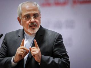 ظریف: در صورت تروریستی قلمداد کردن سپاه توسط آمریکا، اقدام متقابل می کنیم