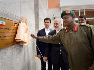 بیمارستانی که با هزینه ایران در اوگاندا ساخته شده بود،  با حضور ظریف افتتاح شد - تصاویر و ویدیو