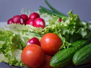 این خوراکی ها را هر قدر بخورید چاق نمی شوید