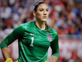 سپ بلاتر به آزار جنسی دروازه‌بان تیم فوتبال زنان آمریکا متهم شد