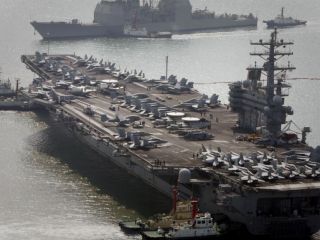 برای نخستین بار، سه ناو هواپیمابر آمریکا در یک مانور دریایی در نزدیکی کره شمالی