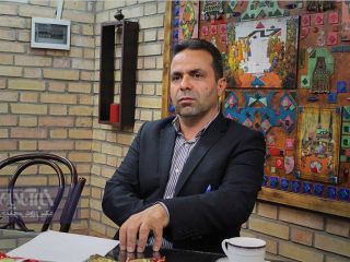 وکیل‌قاتل‌ستایش: نخواستم‌حقوقش مثل‌ خفاش‌شب پایمال‌شود