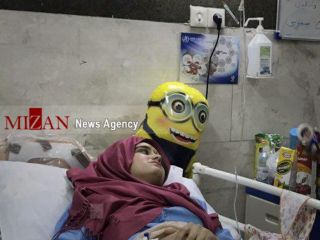 “هانیه” برای نجات خواهر خود از زیر آوار قطع نخاع شد