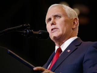 پنس: آمریکا «اشتباه شرم‌آور» گذشته در قبال معترضان ایرانی را تکرار نمی‌کند