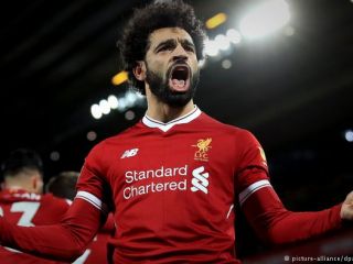 انتخاب محمد صلاح، ستاره مصر به عنوان بهترین فوتبالیست آفریقا.