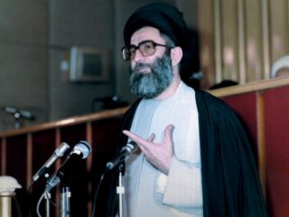 آیا عضویت آیت‌الله خامنه‌ای در خبرگان ۶۸ اثبات کننده 'اجتهاد' او بوده؟