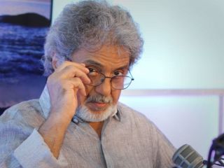 داریوش: «آینه» می‌گوید به انکار و کهنگی بگو، نه