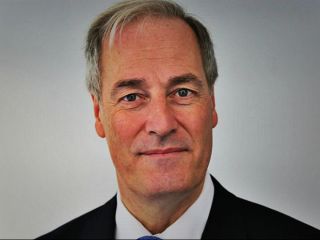 استعفای ناگهانی عضو کابینه بریتانیا بخاطر دیر رسیدن به جلسه مجلس اعیان