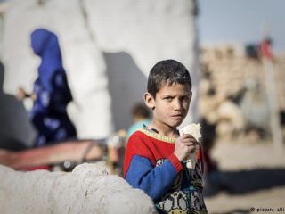 یک ششم کودکان جهان در جنگ زندگی می‌کنند.