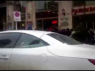 صف خرید و فروش دلار در خیابان فردوسی تهران (امروز )