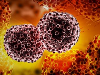 نشانه‌های سرطان را بشناسید/ از لکه‌ سفید دهان تا مشکل قورت‌دادن غذا