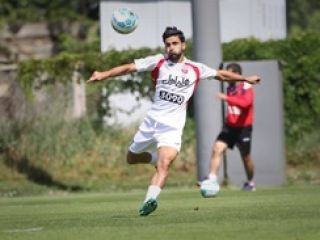 مدافع راست پرسپولیس در آستانه جدایی