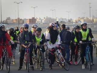 اولین مسابقه دوچرخه‌سواری زنان در عربستان برگزار شد