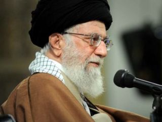 خامنه‌ای خواستار 