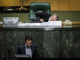 توضیح مسعود پزشکیان درباره جنجال «دختر خوشگلا» در صحن علنی مجلس