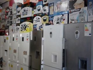 قیمت لوازم خانگی در ایران افزایش یافت؛ واردات خودرو متوقف شد