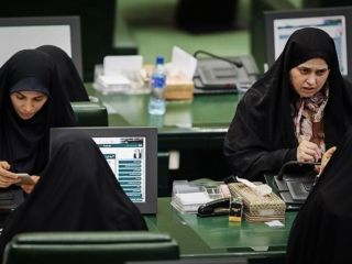 رئیس فراکسیون زنان مجلس خواستار «گزارشی مستند از عملکرد گشت ارشاد» شد