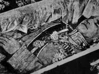 کشف یک مومیایی در شهر ری که گفته می‌شود متعلق به رضاشاه است