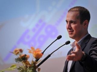 امپریال کالج لندن: کاوه مدنی ویزای کار در بریتانیا ندارد