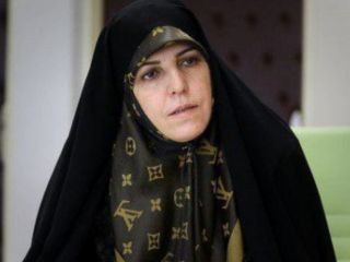 پاسخ خانم شهیندخت مولاوردی در مورد روسری جنجالی اش با مارک لویی ویتون