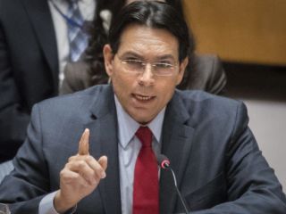 سفیر اسرائیل در سازمان ملل تصاویر ماهواره‌ای «پایگاه ایران در سوریه» را به نمایش گذاشت‎