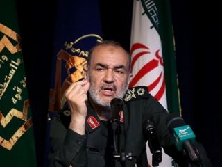 پیشنهاد سپاه به دولت روحانی: تهدید غرب به خروج از برجام و ان‌پی‌تی‎