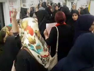 صحبت‌های زن جوان در مترو تهران به مناسبت روز جهانی کارگر