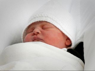 نام ششمین نتیجه ملکه بریتانیا لوئیس آرتور چارلز اعلام شد