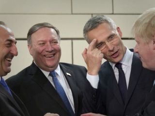 پمپئو: ترکیه به جای سیستم روسیه، سامانه دفاعی سازگار با ناتو بگیرد