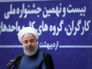 روحانی: بیش از نیمی از درآمد فروش نفت به مستمری‌بگیران داده می‌شود