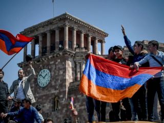 اعتراض و اعتصاب سراسری در ارمنستان؛ جاده‌های اصلی بسته شد