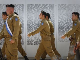 استقبال ایرانیان از ویدئوی آواز سربازان اسرائیلی که ترانه «سلطان قلبها» را خواندند