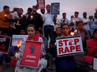 دختر ۱۶ ساله هندی بعد از تجاوز زنده سوزانده شد