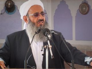 انتقاد مولوی عبدالحمید از ممنوعیت سفر روحانیون اهل سنت