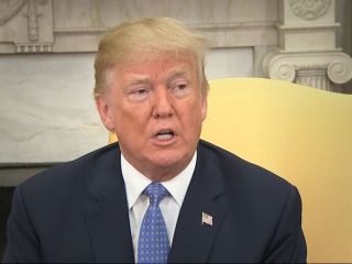 انتقاد شدید دونالد ترامپ از تلاش‌های جان کری برای حفظ توافق اتمی ایران