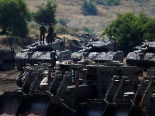 «در حملات اسرائیل به پایگاه‌های ایرانی دستکم ۲۳ نظامی کشته شدند»