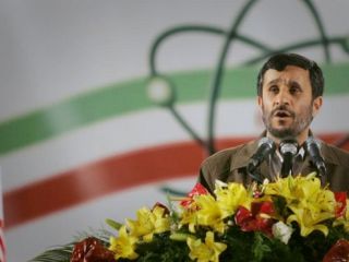 احمدی‌نژاد: مذاکرات سال ٩١ با آمریکا در عمان را مضر می‌دانستم