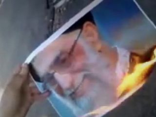 بسیاری از مردم فکر می‌کنند رژیم در آینده نزدیک فرو می‌پاشد - گزارش میدانی