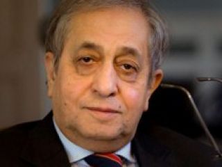 گفتگوی سایت خبری داخل ایران با حسن شریعتمداری: روزهای سخت پیش روی جمهوری اسلامی