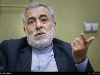 واکنش حکومت به ادعای اخیر احمدی‌نژاد: افشاگری از جزئیات عجله احمدی‌نژاد برای مذاکره با آمریکا