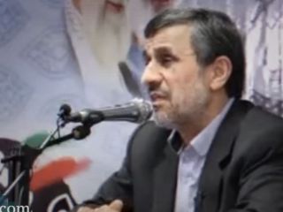 احمدی‌نژاد: به مقامات ارشد نظام گفتم زن و بچه‌ام را همین الان ببرید